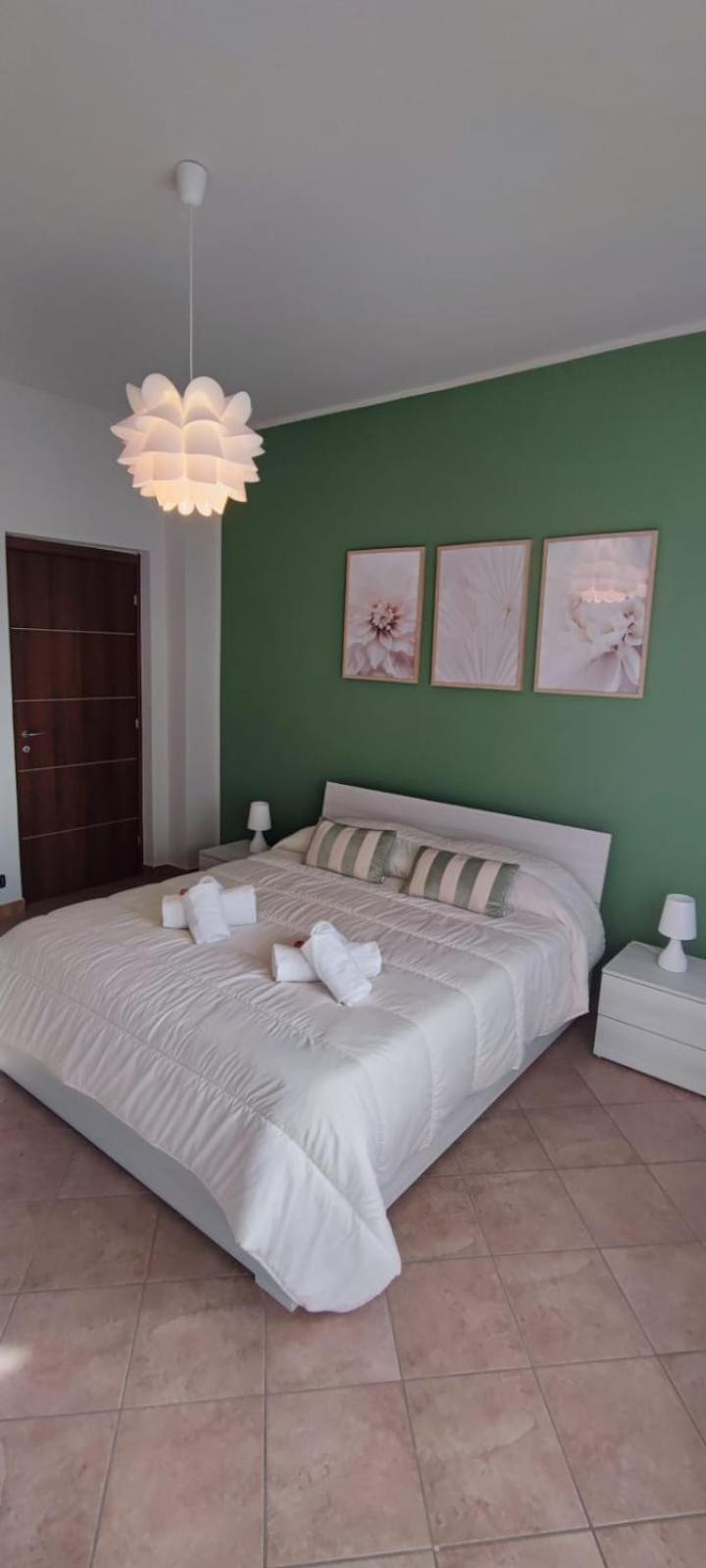 L'Orchidhea Apartment Savigliano Exteriör bild