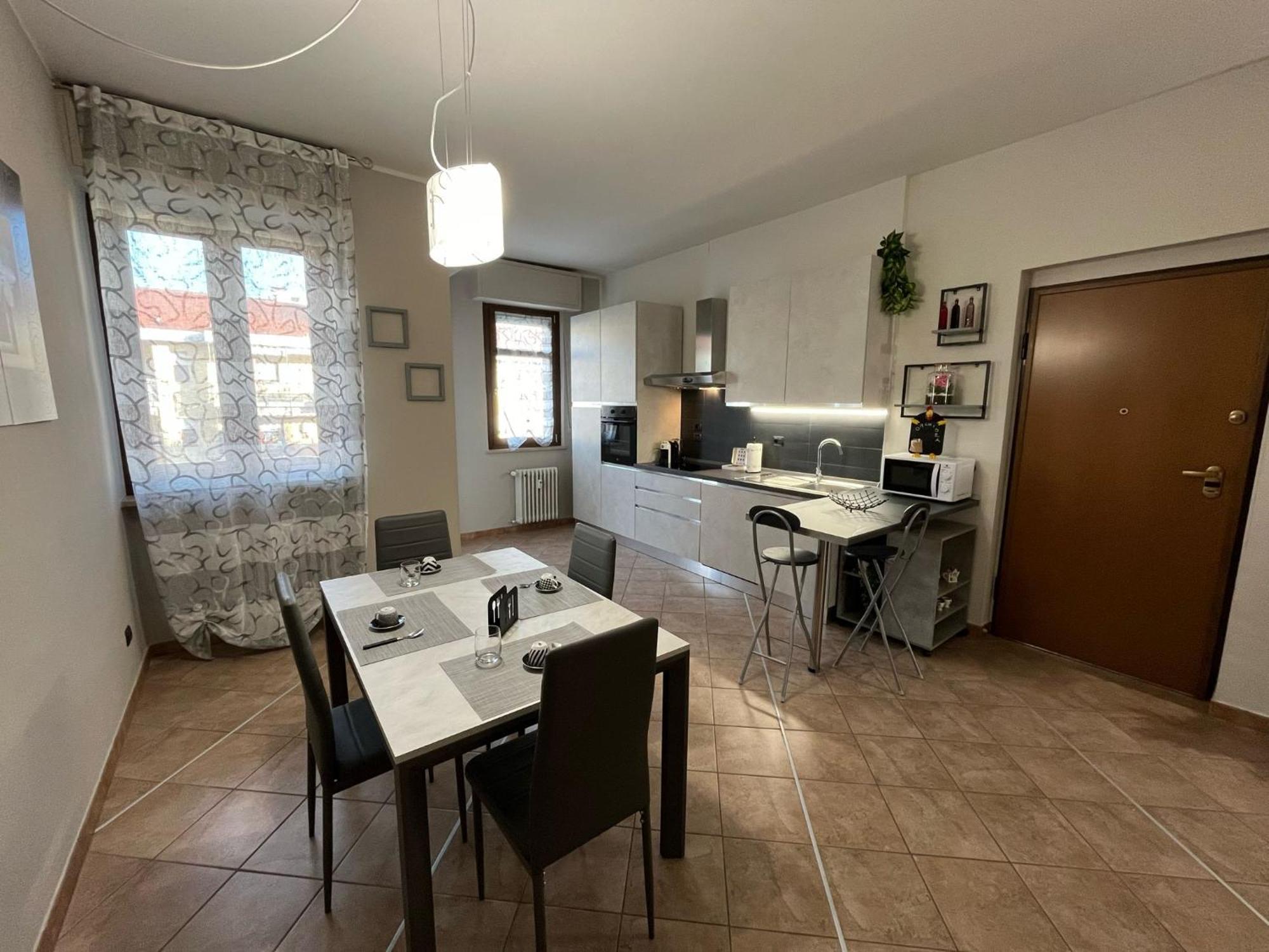L'Orchidhea Apartment Savigliano Exteriör bild