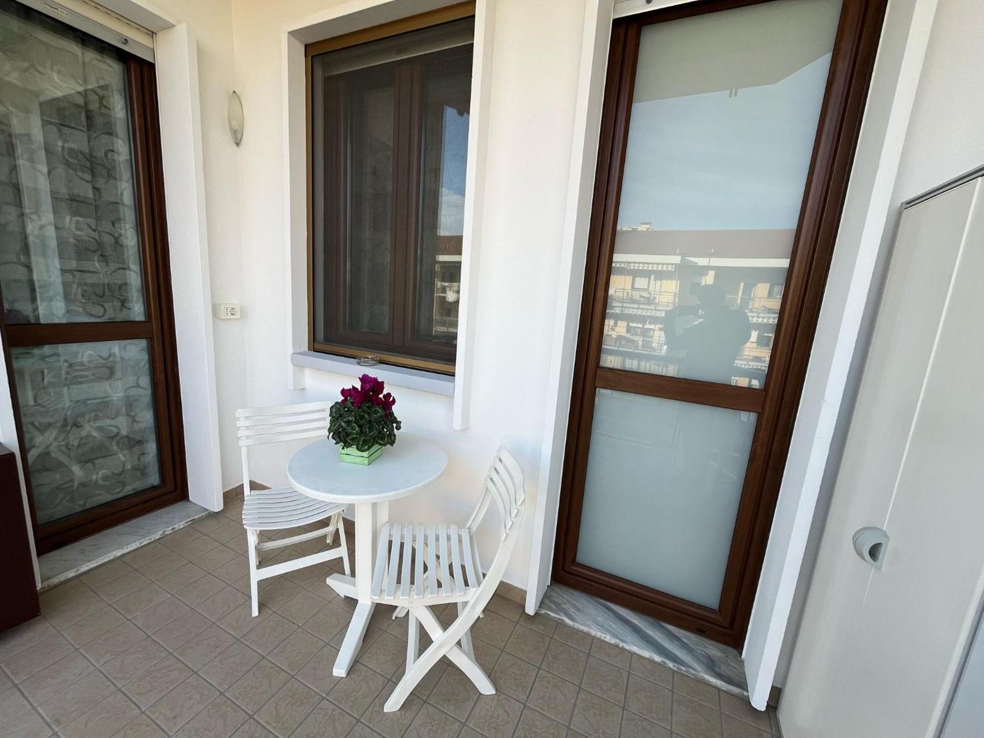 L'Orchidhea Apartment Savigliano Exteriör bild